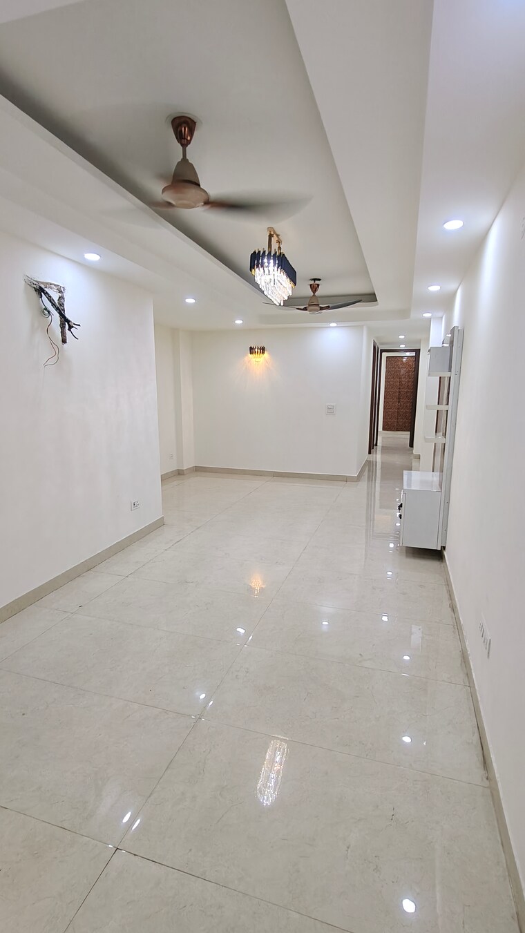 Room, malviya nagar 3 Bedroom 1500 Sq.Ft. Builder Floor In Malviya Nagar Delhi 9623449