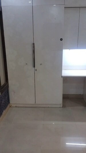 Bathroom in 3.5 BHK Apartment at RPS Savana, Sector 88 – for Rent