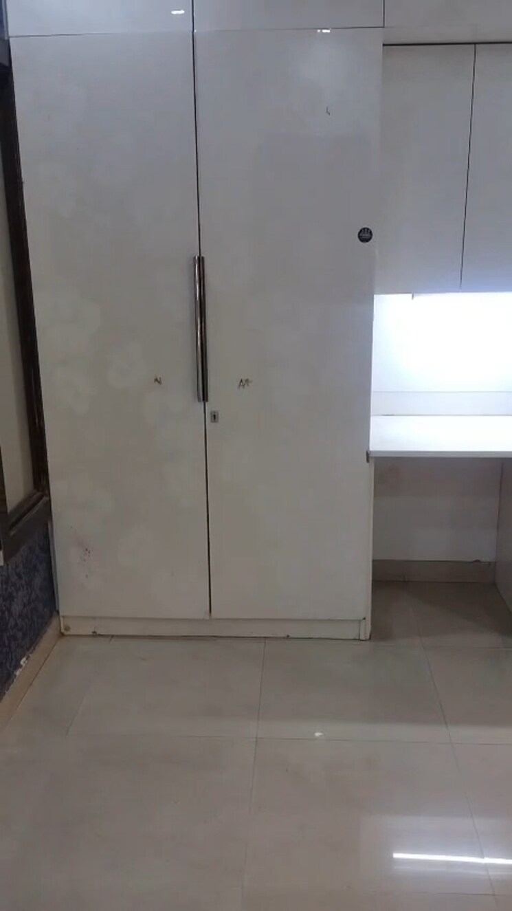 Bathroom, rps-savana 3.5 Bedroom 1862 Sq.Ft. Apartment In Sector 88 Faridabad 9623448