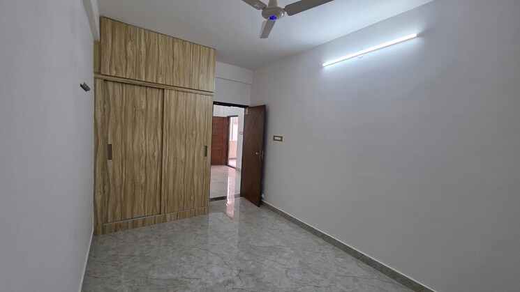 Room, slv-residency-munnekollal 1 Bedroom 600 Sq.Ft. Apartment In Munnekollal Bangalore 9623480