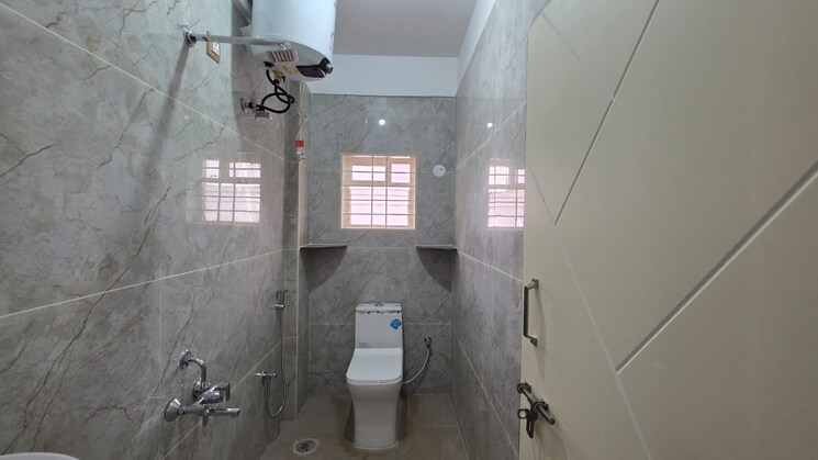 Bathroom, slv-residency-munnekollal 1 Bedroom 600 Sq.Ft. Apartment In Munnekollal Bangalore 9623480
