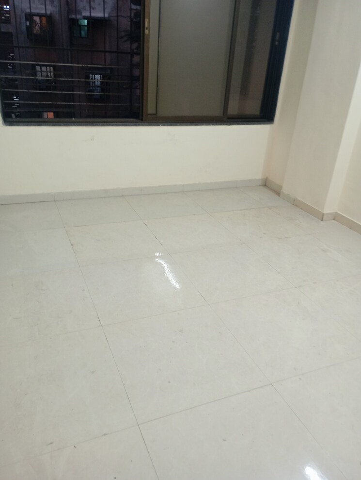 Room, jb nagar 1.5 Bedroom 400 Sq.Ft. Apartment In Jb Nagar Mumbai 9623482