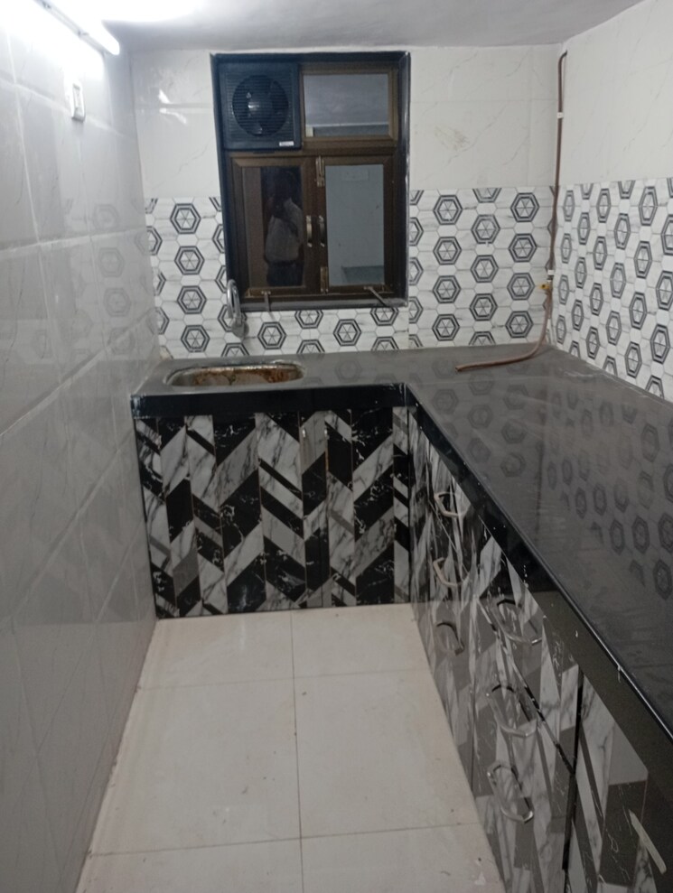 Kitchen, jb nagar 1.5 Bedroom 400 Sq.Ft. Apartment In Jb Nagar Mumbai 9623482