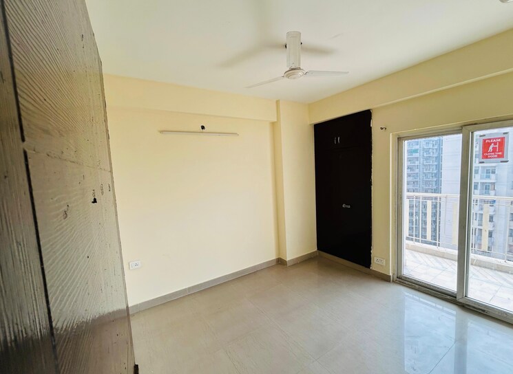 Room, ireo-the-corridors 3.5 Bedroom 1920 Sq.Ft. Apartment In Sector 67a Gurgaon 9623485