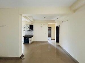 Room in 3.5 BHK Apartment at Ireo The Corridors, Sector 67a – for Sale