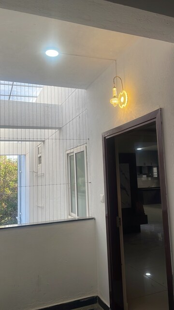 Room in 2 BHK Apartment at Virtue Sree Urban Pinnacle, Thanisandra Main Road – for Rent