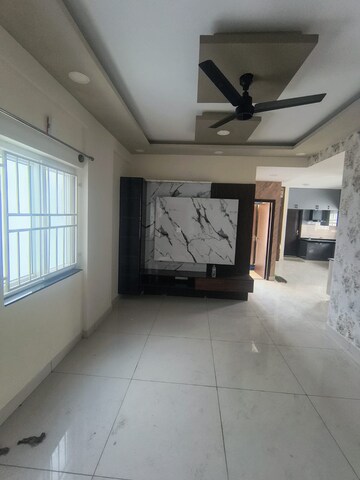 Room in 2 BHK Apartment at Virtue Sree Urban Pinnacle, Thanisandra Main Road – for Rent