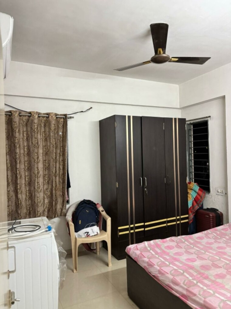 Master Bedroom, vejalpur 2 Bedroom 990 Sq.Ft. Apartment In Vejalpur Ahmedabad 9623508