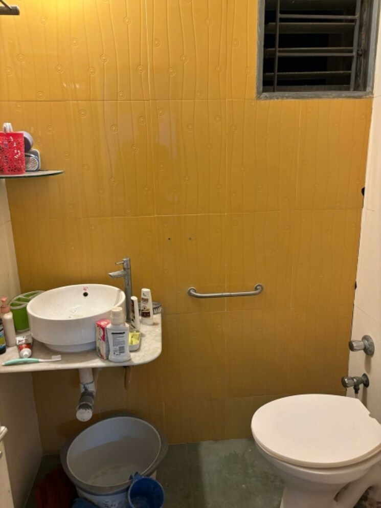 Attached Bathroom, vejalpur 2 Bedroom 990 Sq.Ft. Apartment In Vejalpur Ahmedabad 9623508