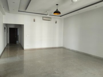 Room in 3 BHK Apartment at Emaar The Enclave, Sector 66 – for Rent