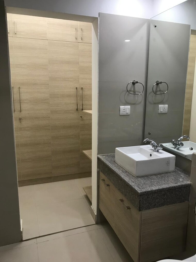 Bathroom, emaar-the-enclave 3 Bedroom 1920 Sq.Ft. Apartment In Sector 66 Gurgaon 9623509