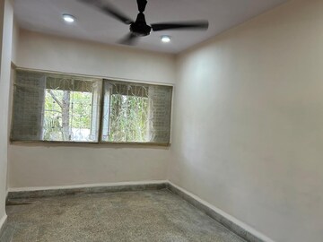 Room in 1 BHK Apartment at Libra CHS, Malad West – for Rent