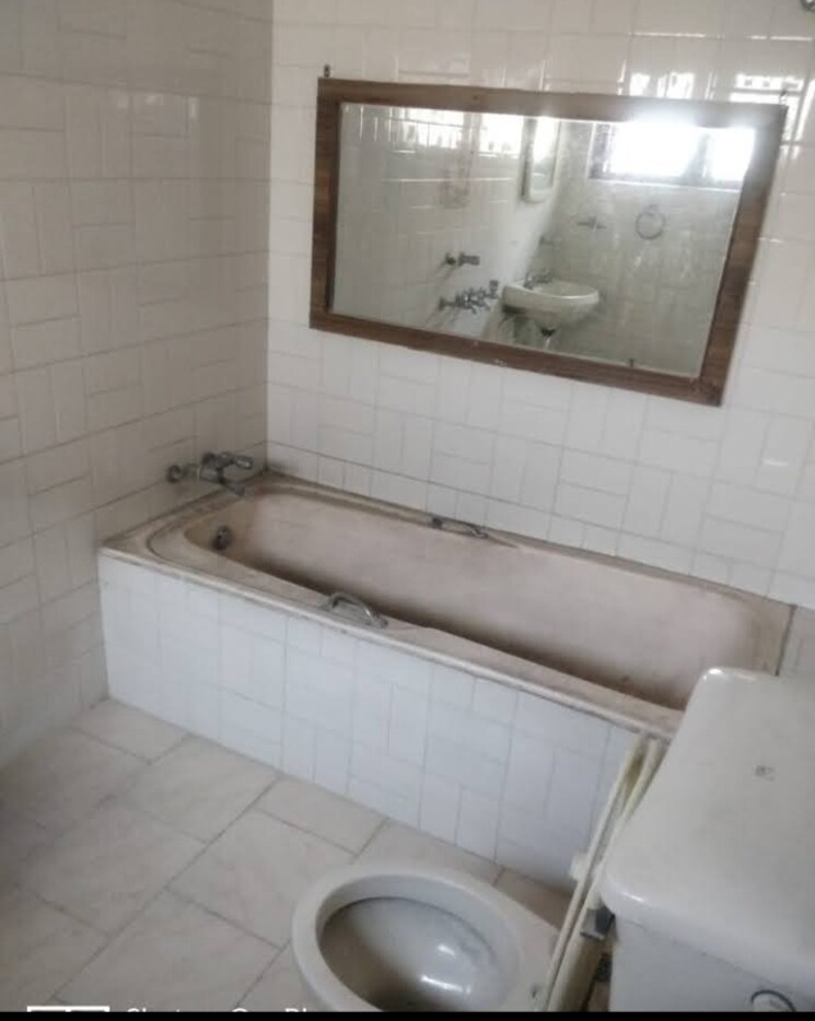 Bathroom, aliganj 2 Bedroom 1950 Sq.Ft. Independent House In Aliganj Lucknow 9623522