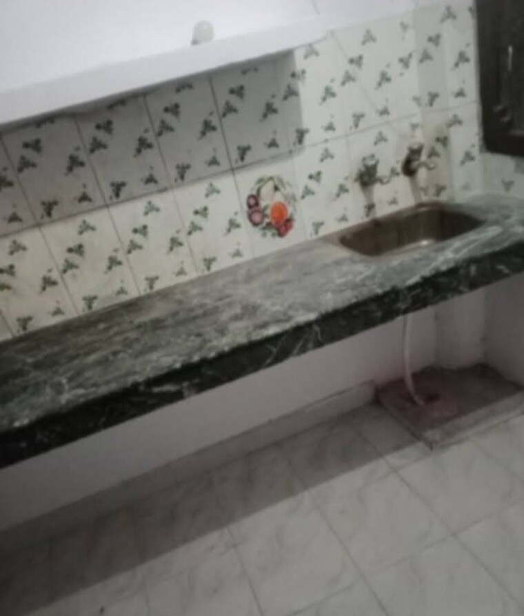 Kitchen, aliganj 1 Bedroom 460 Sq.Ft. Independent House In Aliganj Lucknow 9623537
