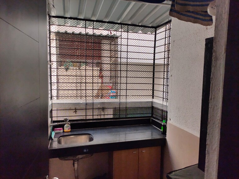 Kitchen, laxminarayan-nagar-chs 2.5 Bedroom 1127 Sq.Ft. Apartment In Erandwane Pune 9623527