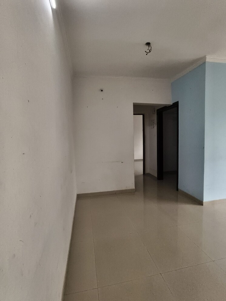 Room, bhoomi-park 1 Bedroom 650 Sq.Ft. Apartment In Malad West Mumbai 9623531
