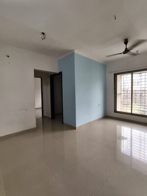 Room in 1 BHK Apartment at Bhoomi Park, Malad West – for Sale