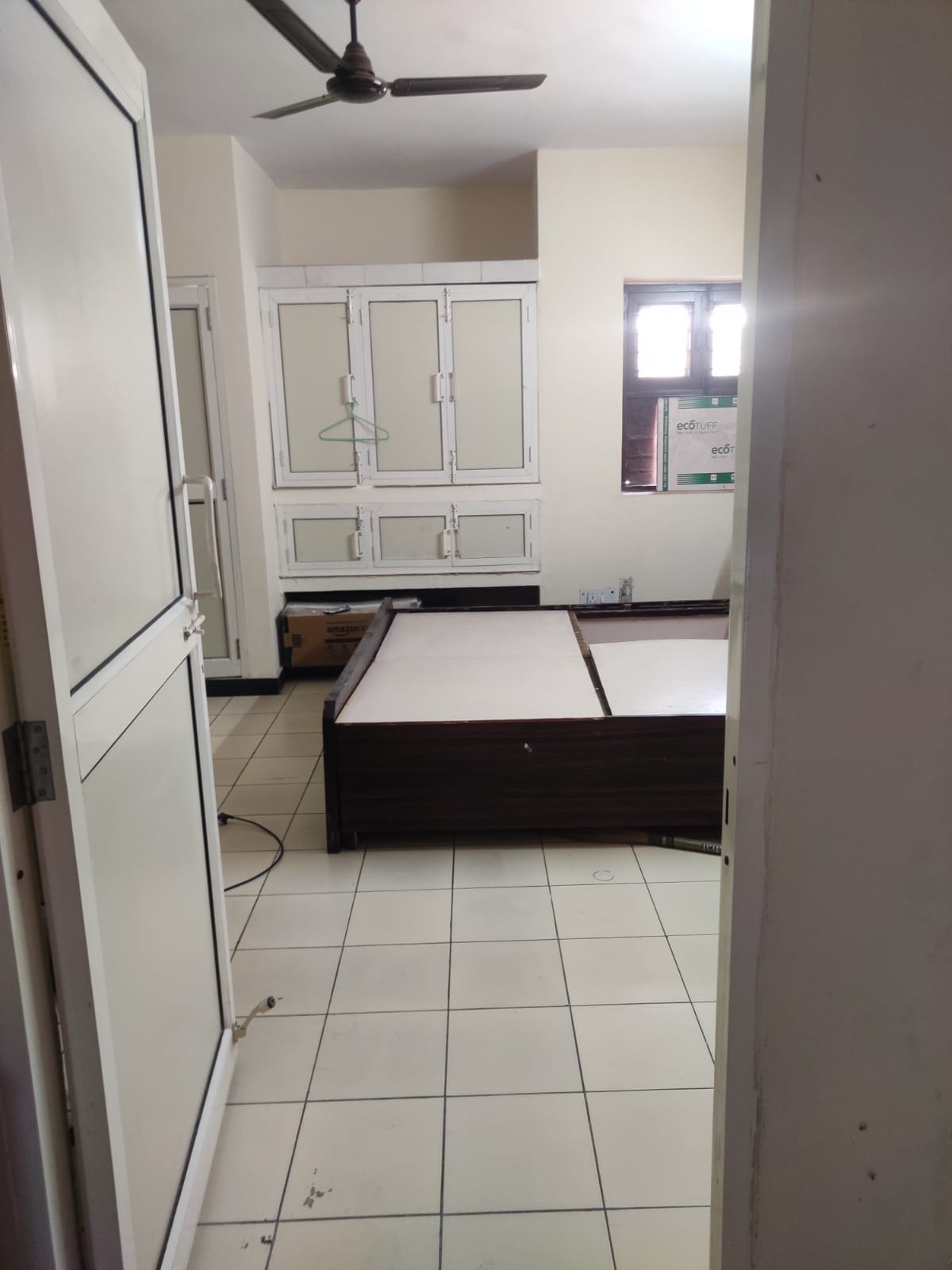 1 BHK + Extra Room 750 Sq.Ft. Apartment in RWA Apartments Sector 19