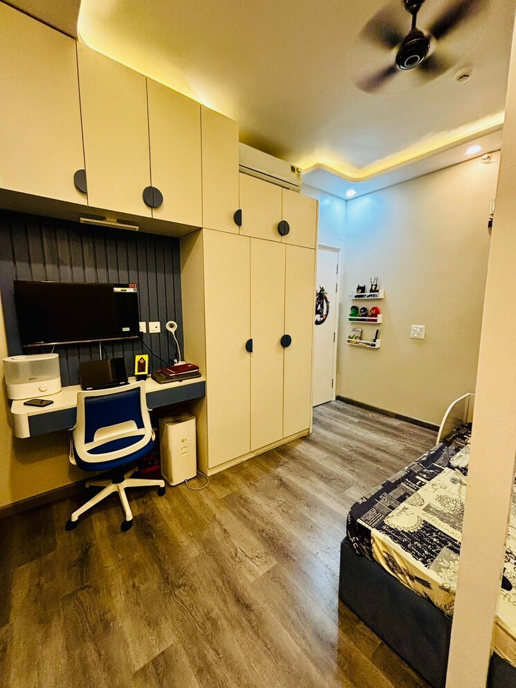 Master Bedroom, aba-ivy-county 3 Bedroom 1656 Sq.Ft. Apartment In Sector 75 Noida 9623557