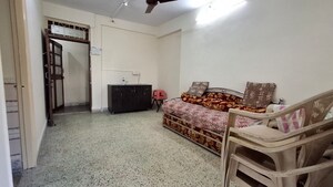 1 BHK Apartment For Rent in Vile Parle West