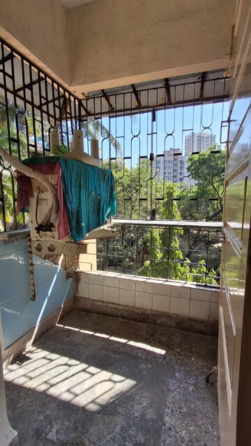 Balcony in 1 BHK Apartment at Vile Parle West – for Rent