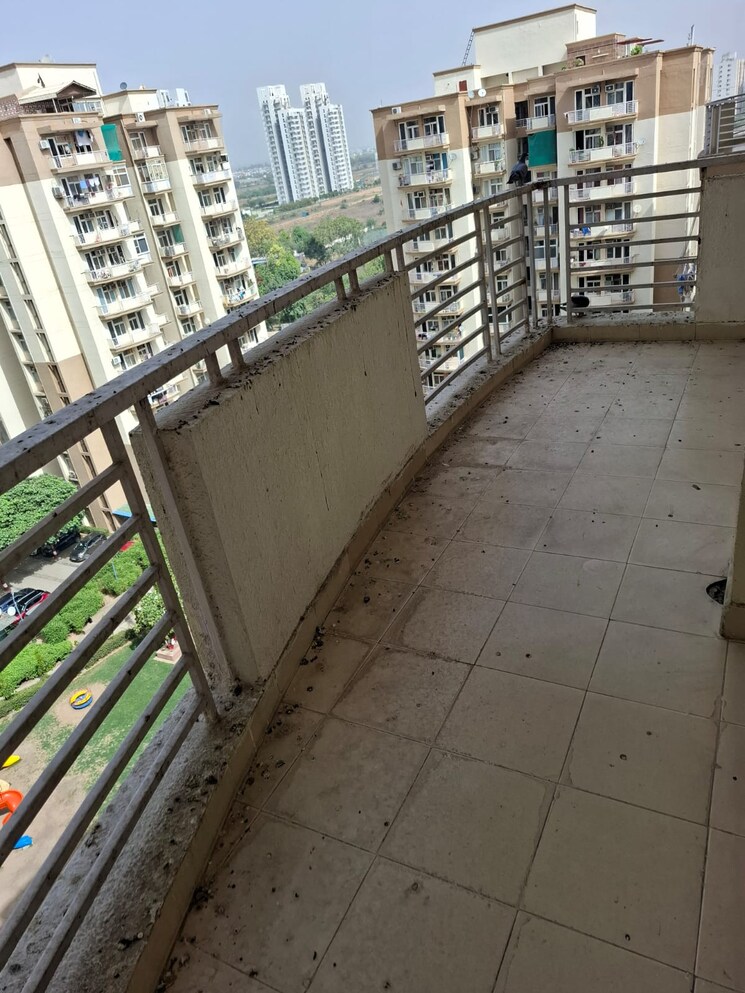 Balcony, tulip-petals 3 Bedroom 1550 Sq.Ft. Apartment In Sector 89 Gurgaon 9623574