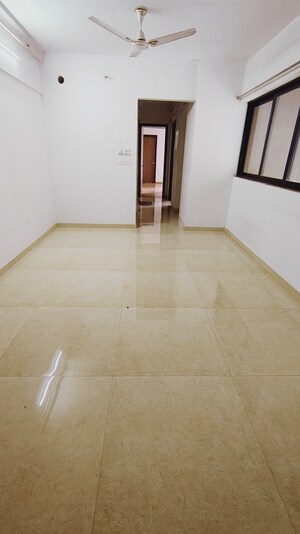 Room in 1 BHK Apartment at Lodha Palava City Lakeshore Greens, Dombivli East – for Rent