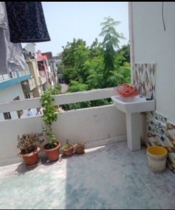 Balcony in 1 BHK Villa at Aliganj – for Rent