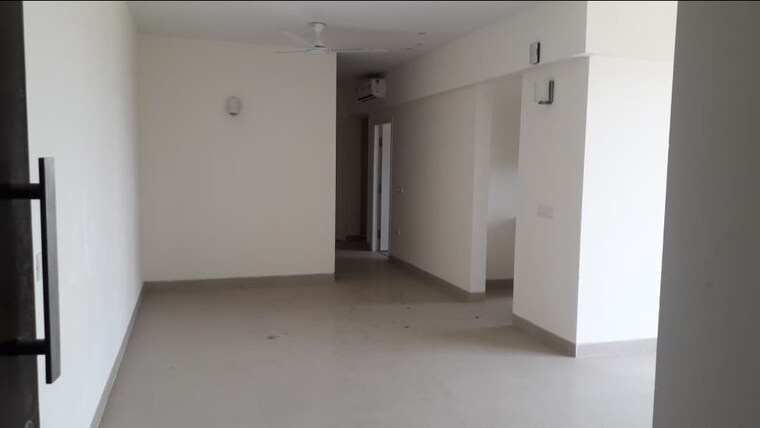 Room, emaar-imperial-gardens 3.5 Bedroom 2000 Sq.Ft. Apartment In Sector 102 Gurgaon 9623611