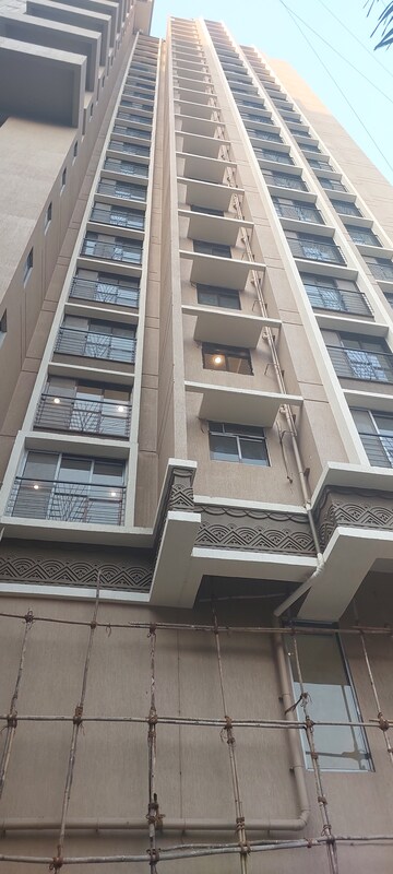 3 BHK Apartment For Rent in Group Seven Rushi Heights, Goregaon East