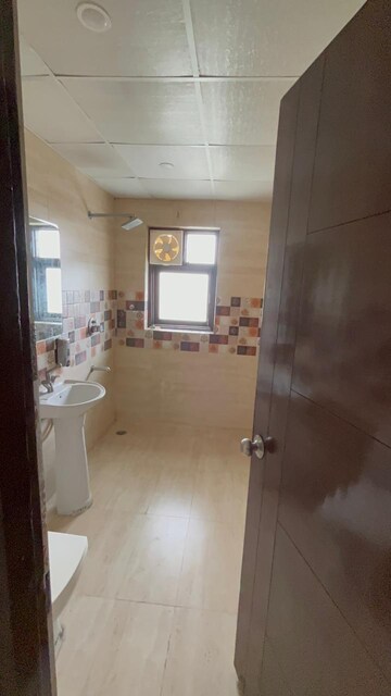 Bathroom in 3 BHK Builder Floor at Green Fields Colony – for Rent