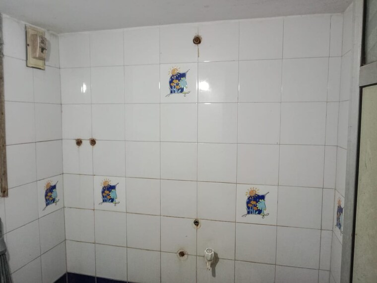 Bathroom, preeti-chs-virar 1 Bedroom 590 Sq.Ft. Apartment In Virar West Palghar 9623652