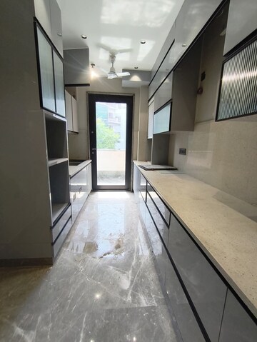 Kitchen in 3 BHK Apartment at Smart World Orchard, Sector 61 – for Rent