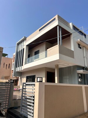 2 BHK Villa For Rent in Vaishnodevi Circle