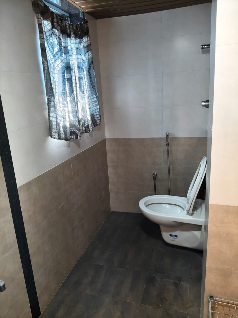 Master Bedroom, sahyog-apartments-nerul 4 Bedroom 1600 Sq.Ft. Apartment In Nerul Navi Mumbai 9623695