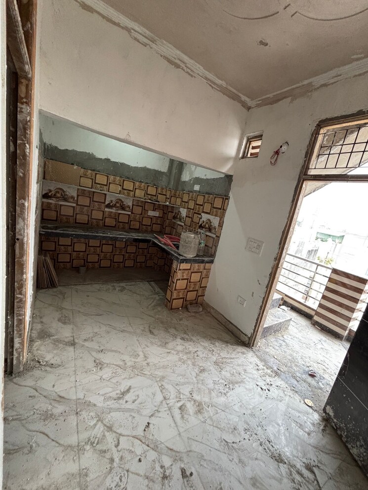 Kitchen, new ashok nagar 1.5 Bedroom 450 Sq.Ft. Builder Floor In New Ashok Nagar Delhi 9623697