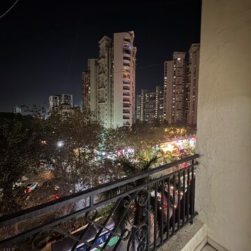  Pg – Exterior View View at Seawoods Sector 44a - for Rent