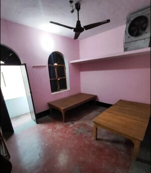 2 BHK Villa For Rent in Husainganj