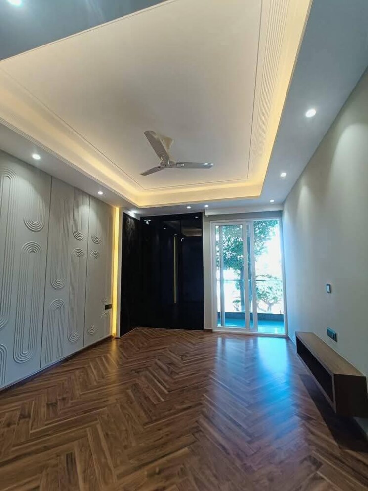 Room, saket 3 Bedroom 1800 Sq.Ft. Apartment In Saket Delhi 9623743