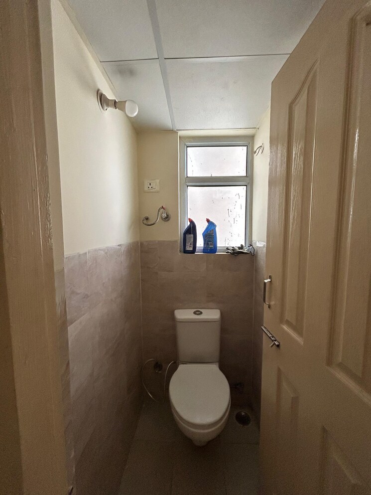 Washroom, wave-dream-homes 1 Bedroom 578 Sq.Ft. Apartment In Wave City Ghaziabad 9623767