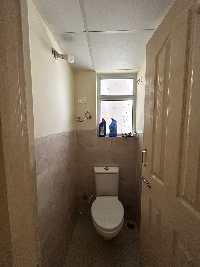 Washroom, wave-dream-homes 1 Bedroom 578 Sq.Ft. Apartment In Wave City Ghaziabad 9623767