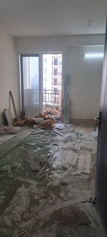 Parking in 2 BHK Apartment at Signature Global Proxima, Sector 89 – for Rent