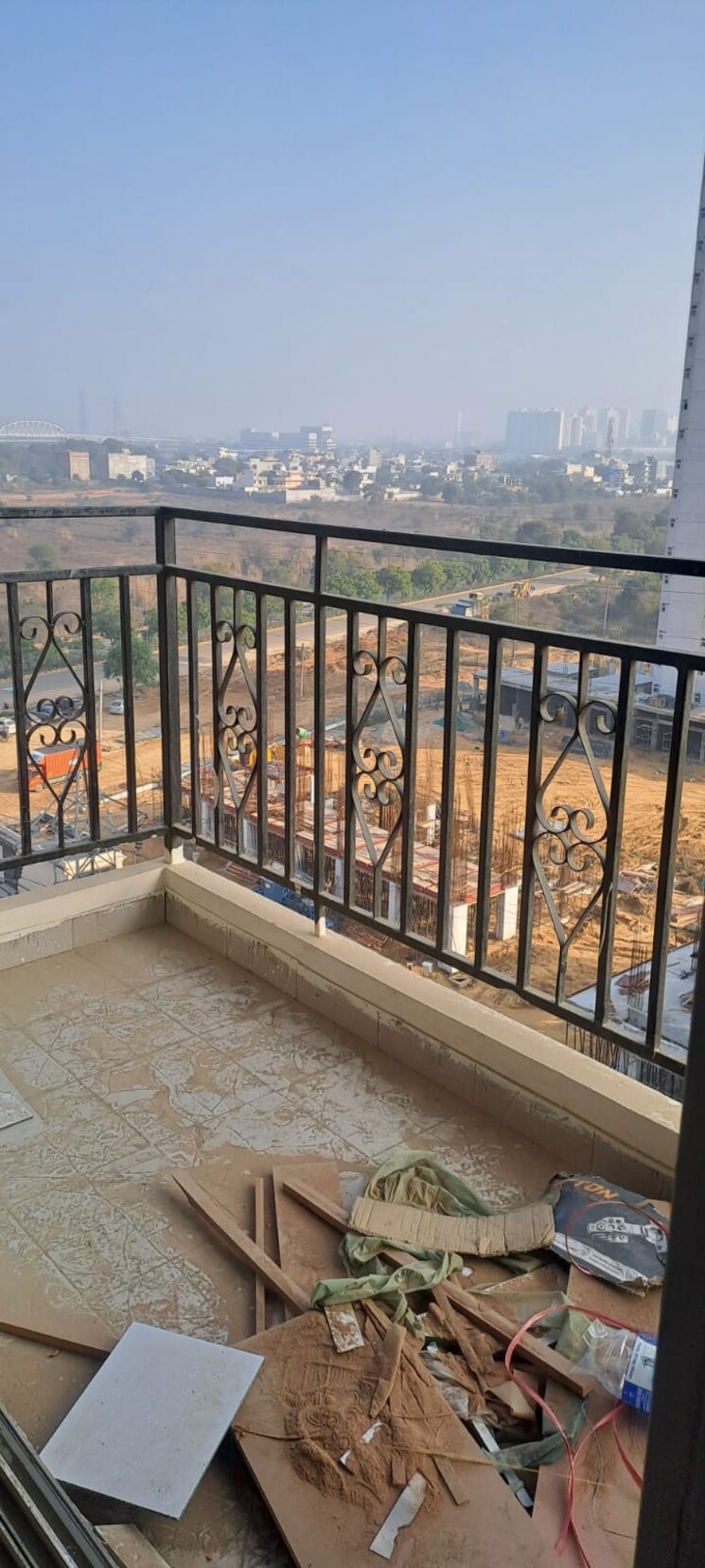 Balcony, signature-global-proxima 2 Bedroom 675 Sq.Ft. Apartment In Sector 89 Gurgaon 9623747