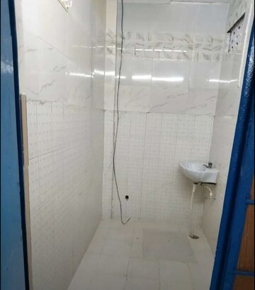 Bathroom in 2 BHK Villa at Aliganj – for Rent