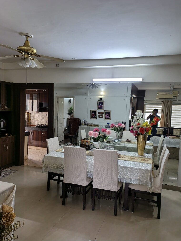 Master Bedroom, emaar-palm-gardens 3 Bedroom 1900 Sq.Ft. Apartment In Sector 83 Gurgaon 9623789