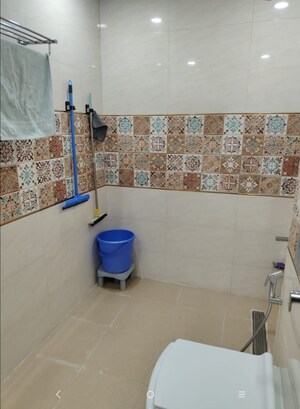Bathroom in 6+ BHK Independent House at Crossing Republic – for Sale