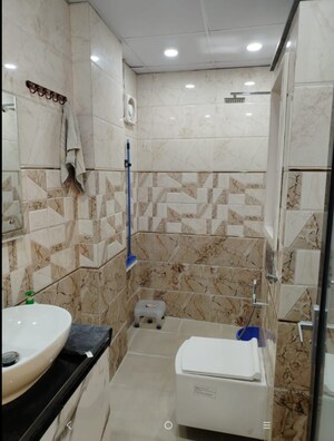 Bathroom in 6+ BHK Independent House at Crossing Republic – for Sale