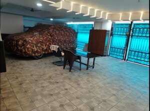 Parking in 6+ BHK Independent House at Crossing Republic – for Sale