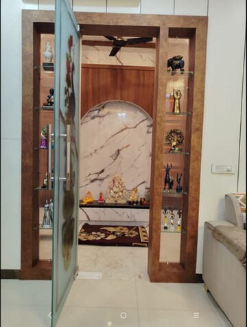 Furnished Amenities in 6+ BHK Independent House at Crossing Republic – for Sale