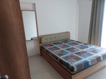 Bedroom in 2 BHK Apartment at Mantra Montana Phase 1, Dhanori – for Rent
